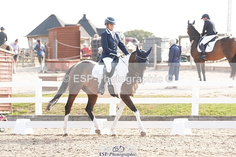 250817-092139-07137 - 089-Sophie.SavageTwo.Tone.Ted