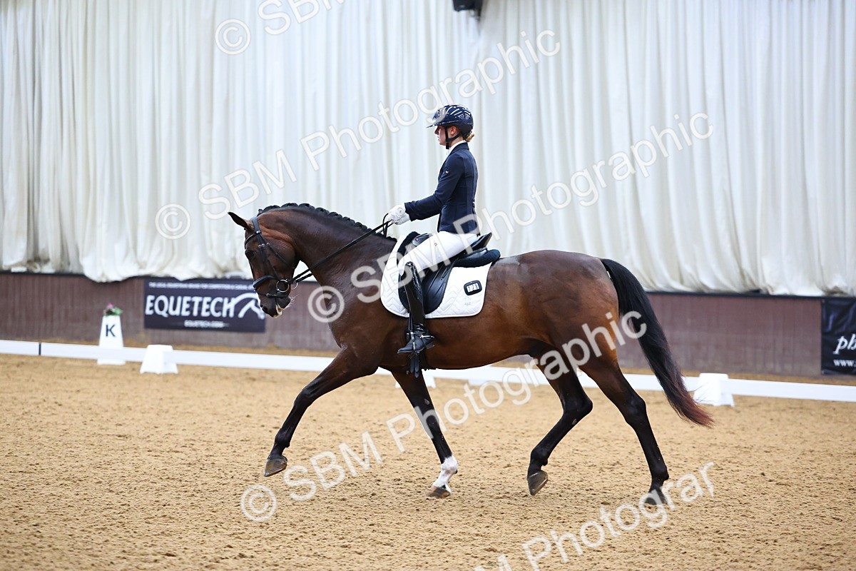 SBM_005554 - Class 5 - Novice 6 - 9.30-10.33