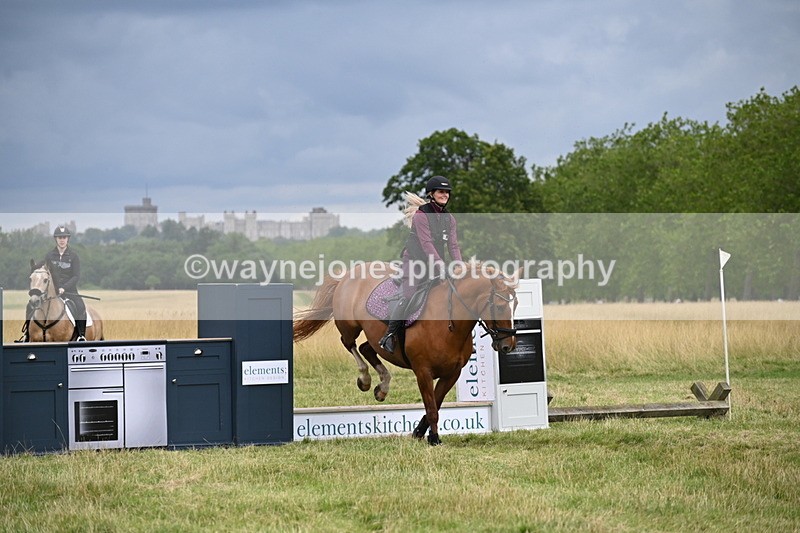 WJ6_2916 - Time at Jump 11:06 to 11:40
