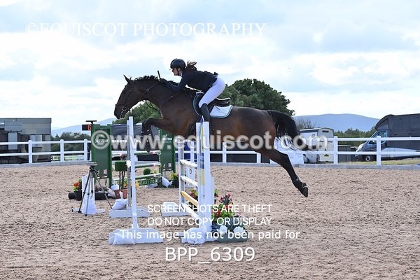 BPP_6309 - CLASS 11 THURS GFS Saddles Senior Newcomers/1.10m Open