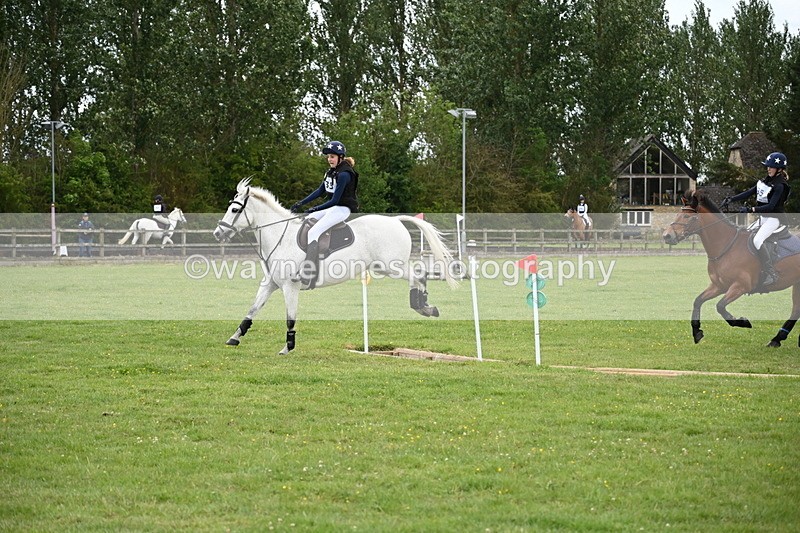 WJ6_3582 - Class 5 80cm Pairs