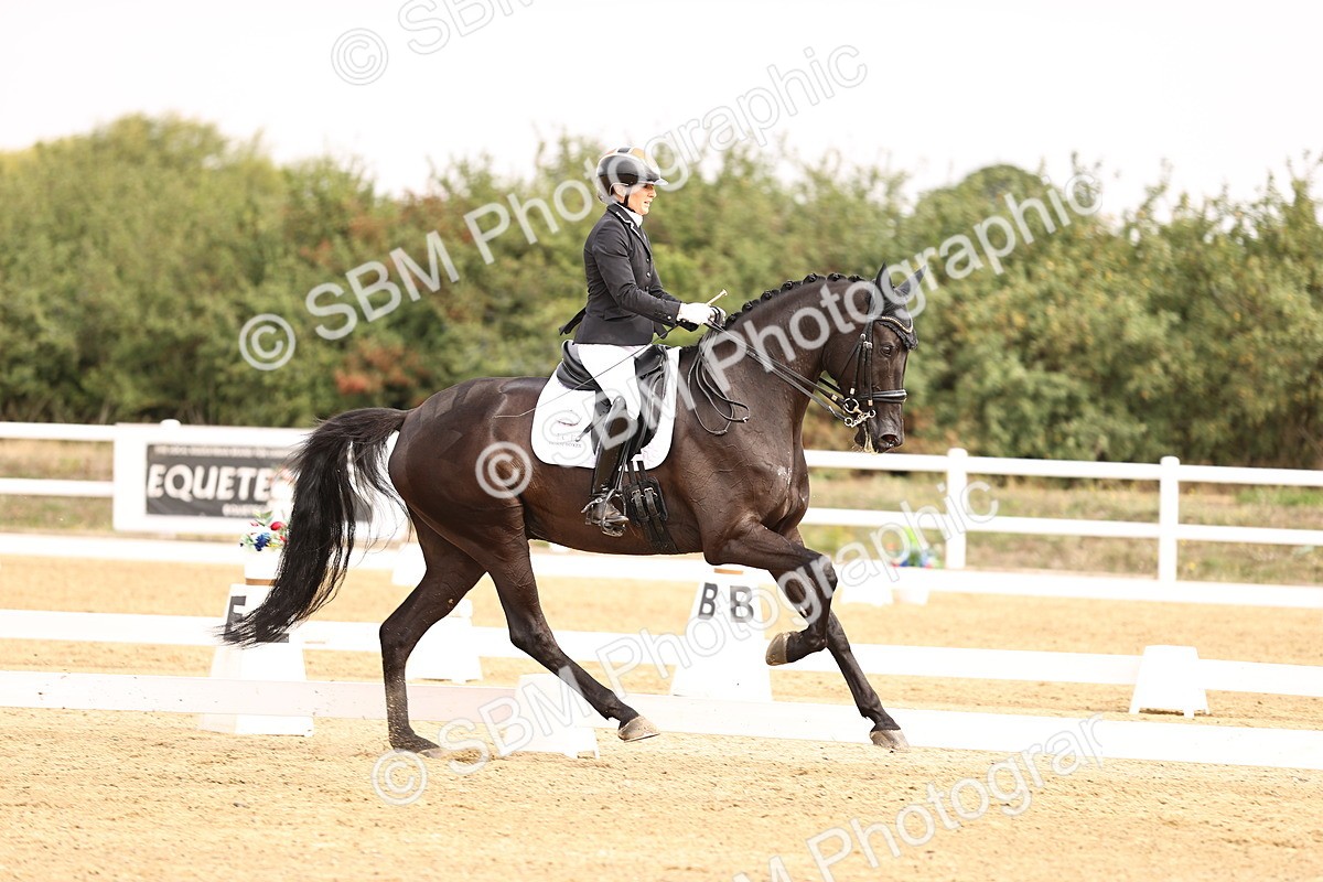 SBM_012846 - Class 2 - Advanced Medium 5 - 10.35-11.55