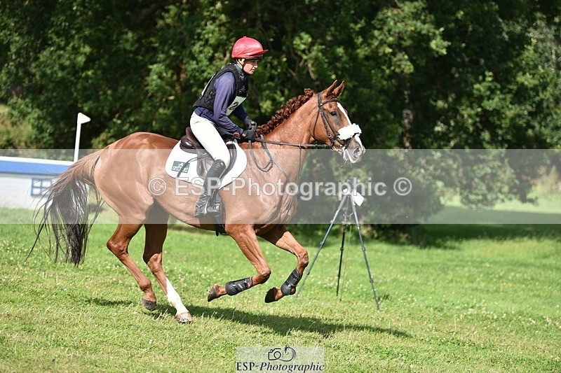 240803-161736-09227 - 280-Rosie_Bradley-Hole-FISHKHOV