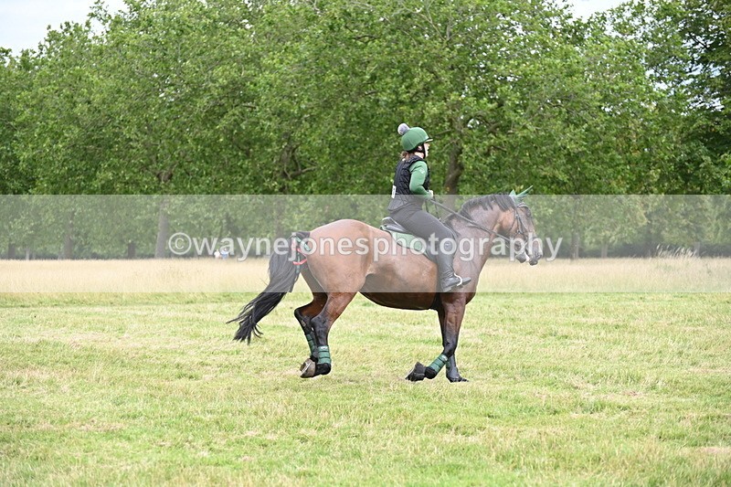 WJ6_4581 - Time at Jump 13:04 to 13:34
