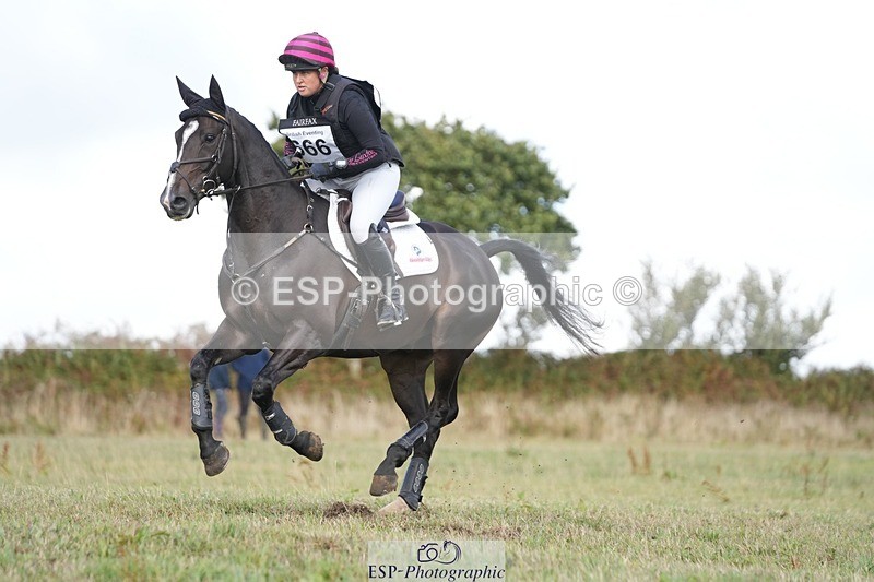 250831-151436-11929 - N-666-Lizzie.Luxton
