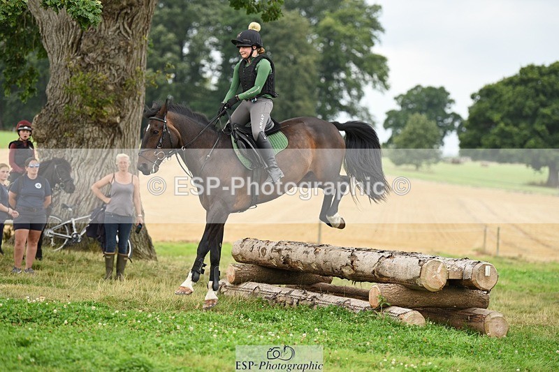 230817-143844-02197 - Kay's 2nd Group - XC