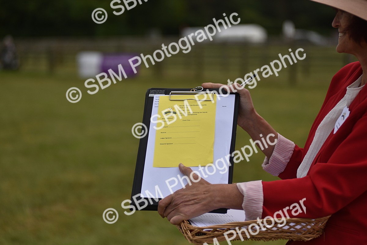 SBM_18236 - Class 122-123 - LIHS BHSA Raising Star Style and Performance Series