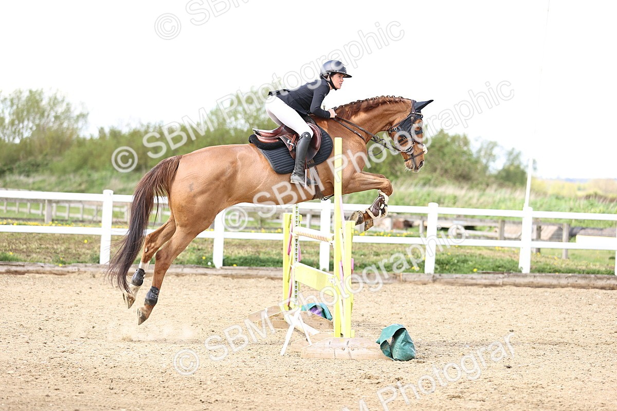 SBM_004297 - Class 17 - Senior Newcomers - 1.10m