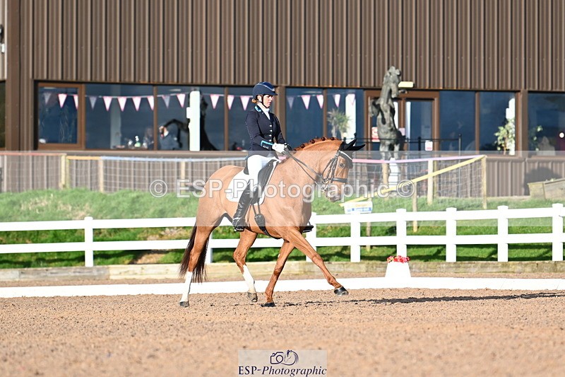 240218A-155123-09239 - 219-Jessica.Davies-Kadanz.II