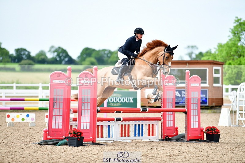 240524A-100652-02409 - Cls 21 British Novice and 90cm Open