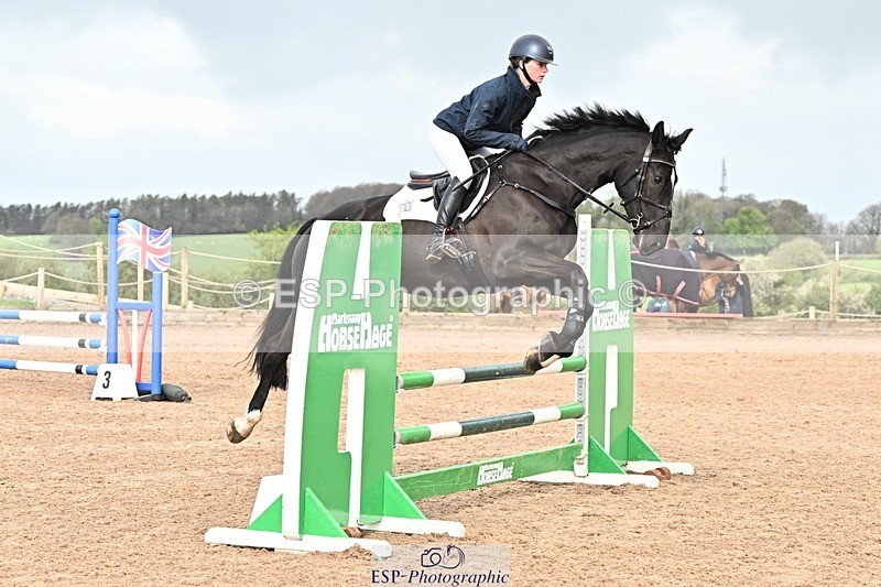 250416-093653-00063 - Cls 1 British Novice and 90cm