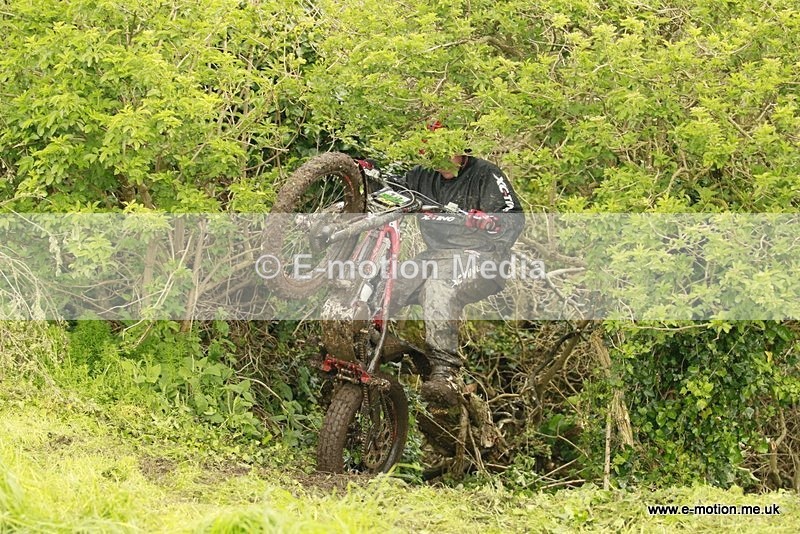 TR 060512-157 - Petit Bot - 06/05/12