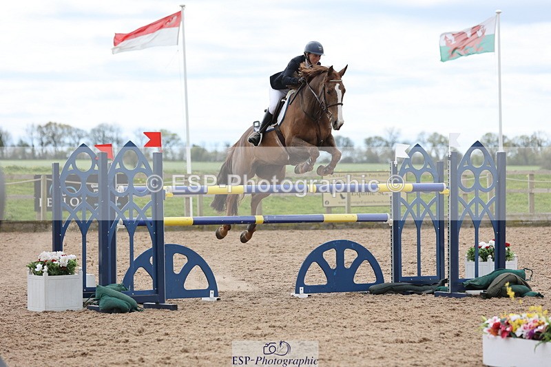 240419A-124558-07424 - Cls 6, 2 Star Medium Tour 1.35m