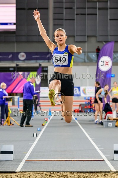 SenInd26-916353 - Field Female Set One