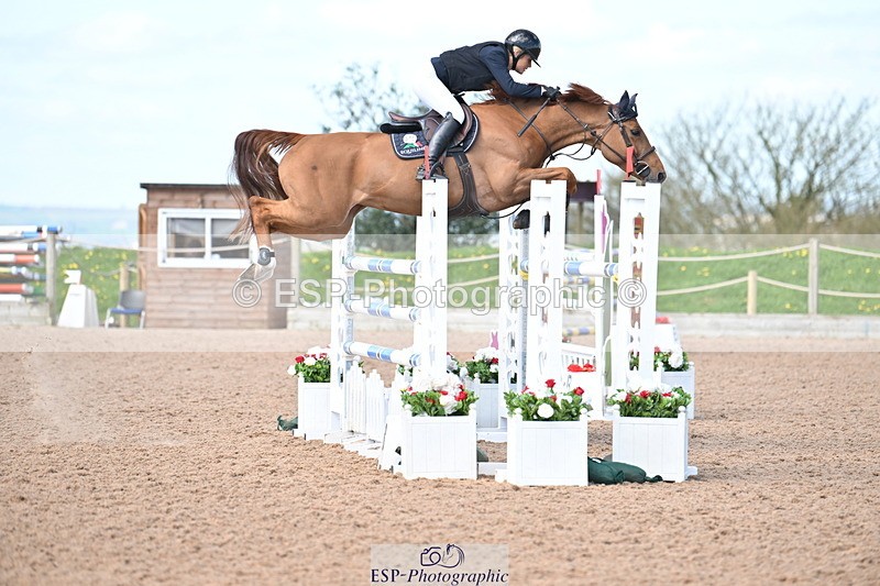 240418A-110830-02466 - Cls 5, 2 Star Medium Tour 1.35m