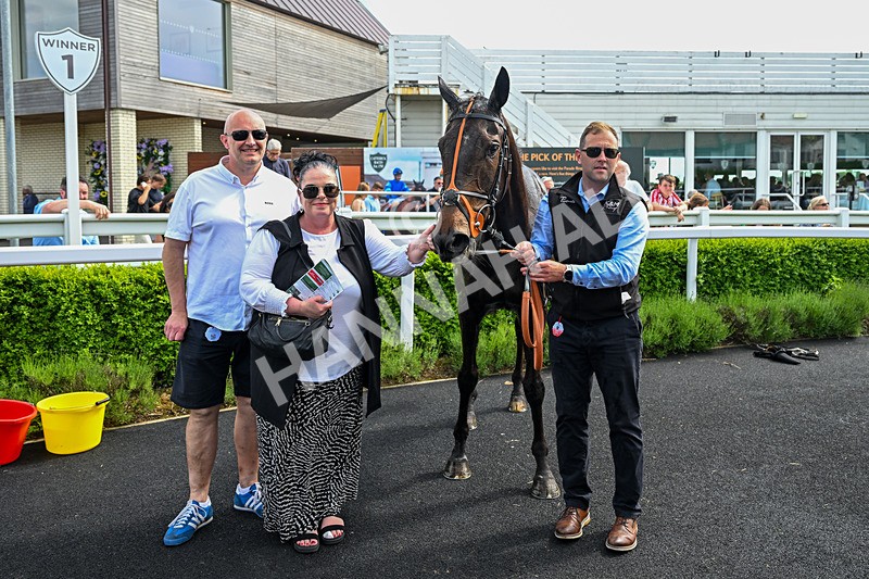 300526-Race 4-Not So Sobers-0497 - Race 4 15.35pm Netherfield FC Team Of 1990 Handicap