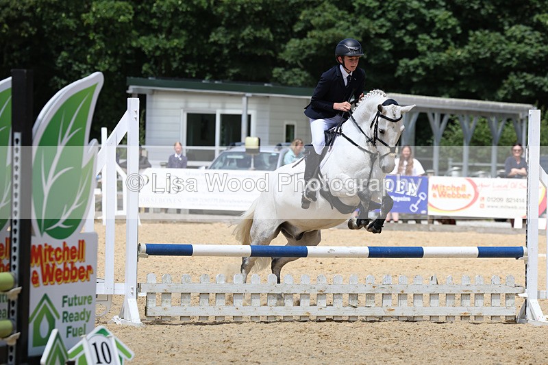 3E7A2693 - Class 4: 70 -75cm Part B