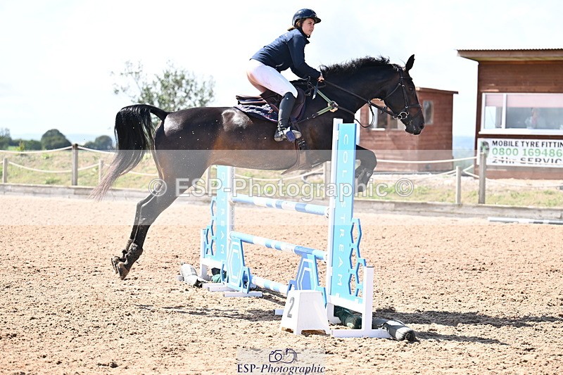 250827B-131808-00519 - Cls 4 Snr Newcomers 1.10m