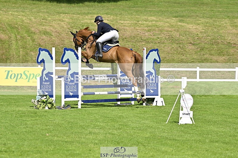 250613A-101843-00375 - Cls 1 Snr Newcomers and 1.10m Open