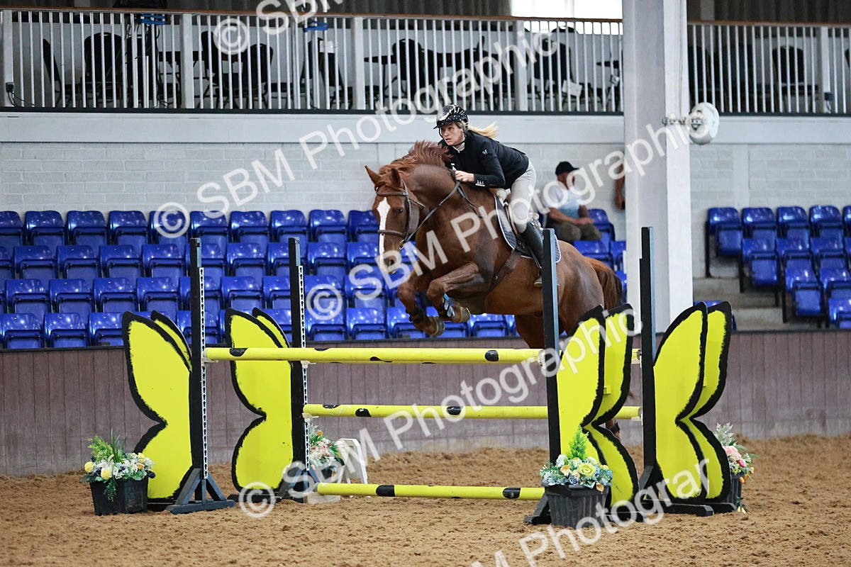 SBM_001740 - Class 5 - Senior Foxhunter 1.20m