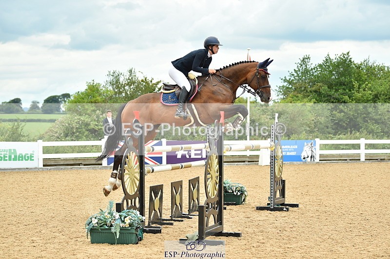 230720A-140532-03304 - Cls 21, 1 Star Gold 1.30m