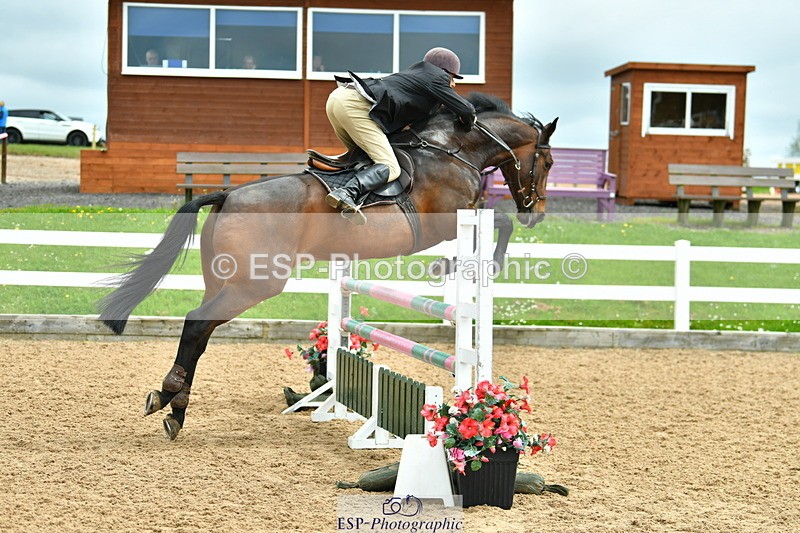 230507A-132608-08128 - Cls 43 1.05m Amateur Quali