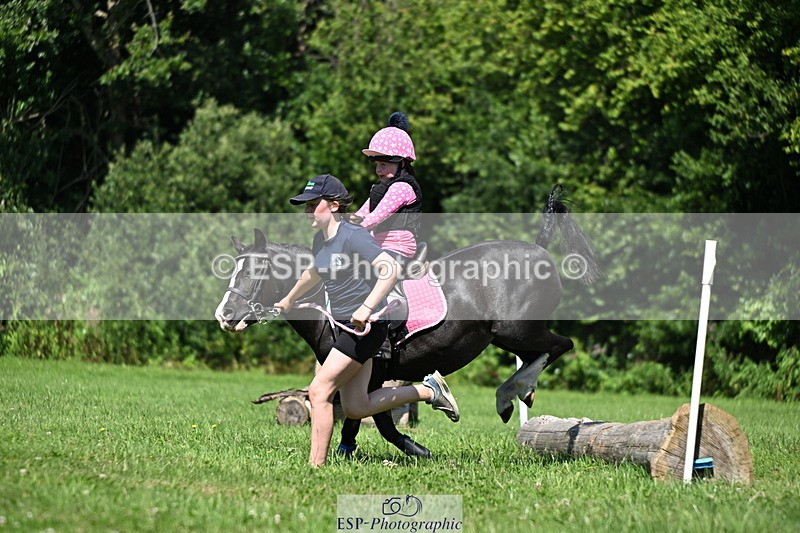 240729B-142459-02753 - Abbie's Group XC