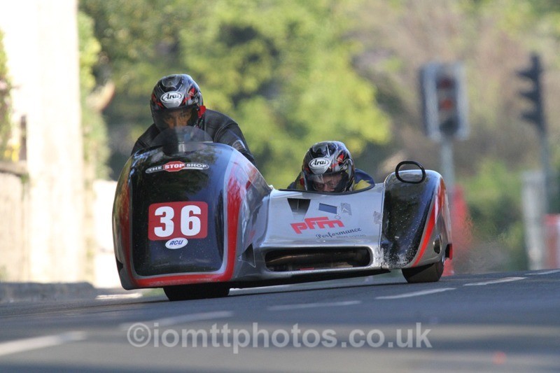 IMG_5546 - Thursday Practice - TT 2013 Side Car
