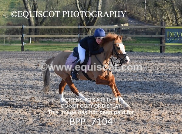 BPP_7104 - CLASS 18 SUN Pony British Novice / 0.80m Open