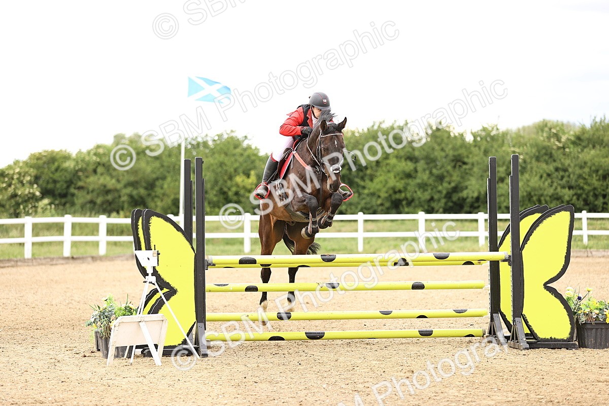 SBM_007205 - Class 18 - Senior 1.05m
