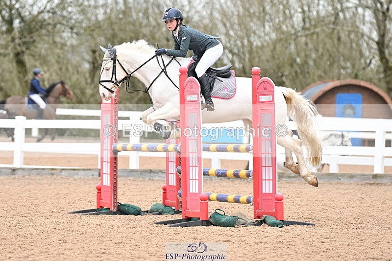 240309A-125942-01065 - Cls 8 Pony Newcomers and 1m Open