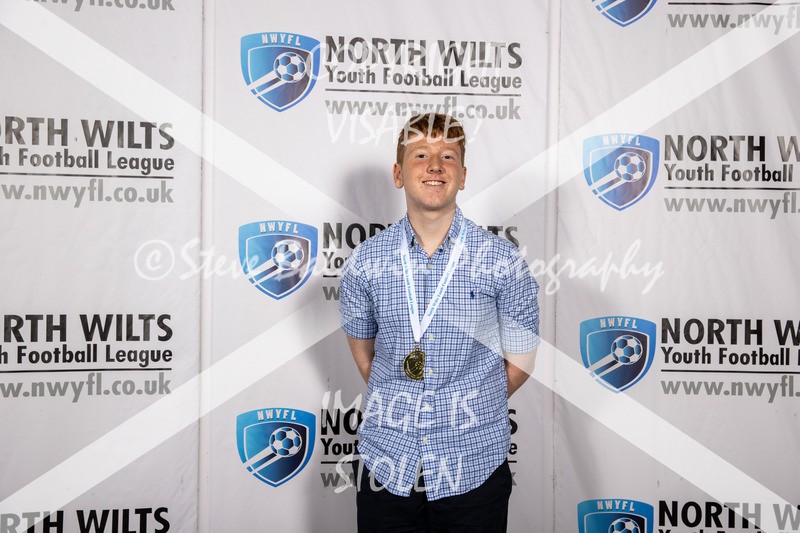 1DX30836 - Div 3 Calne Town Youth Black
