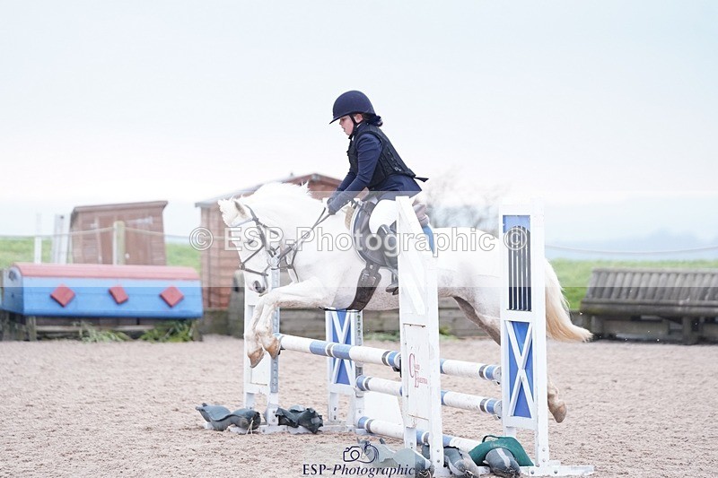 250209-134504-01985 - Cls 30+31 Stepping Stones and Winter-Summer