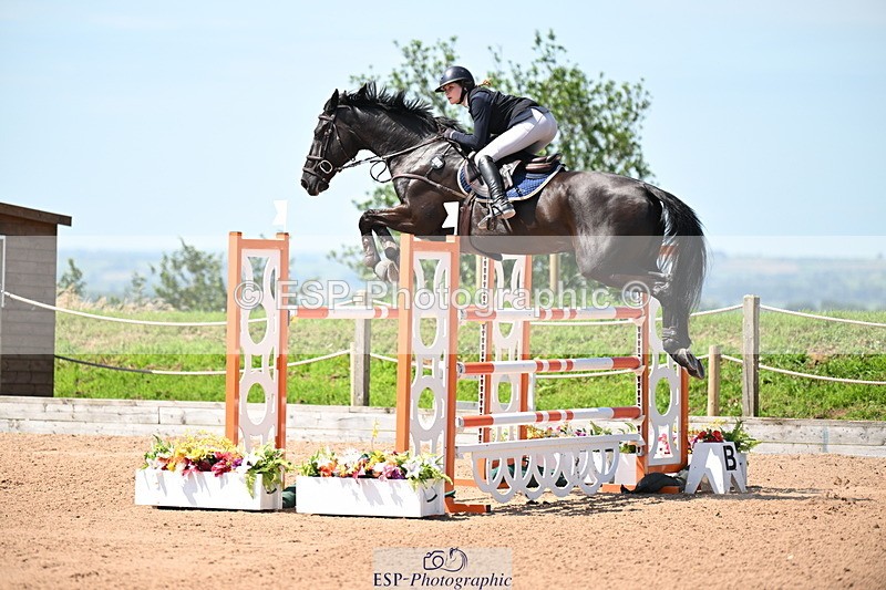 240718A-120604-04971 - Cls 1, 3 Star Small Tour 1.35m