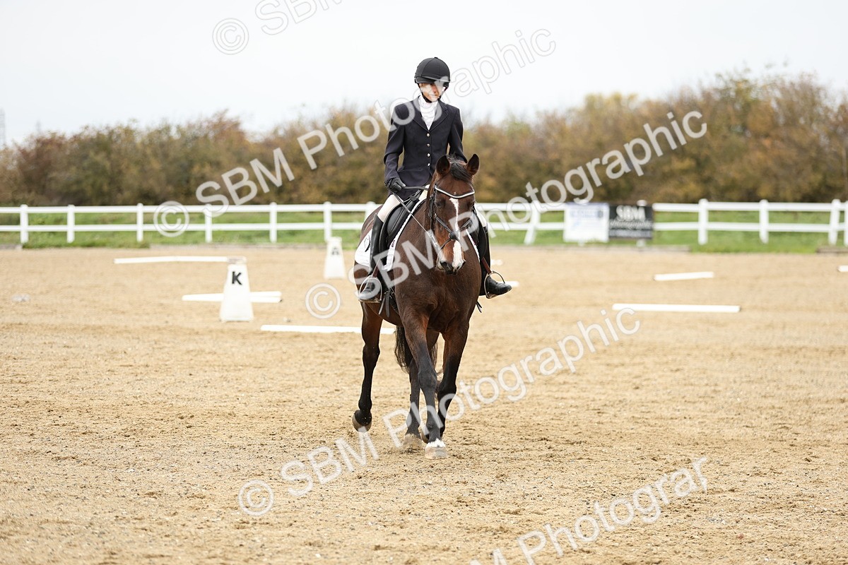 SBM_003007 - Class 8 - Novice 1