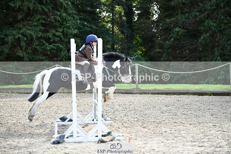 251004A-132633-01271 - Classes 6 & 7 60cm