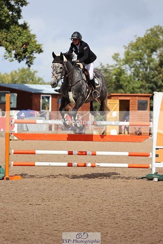 250911-120906-01348 - Cls 3 Snr Foxhunter