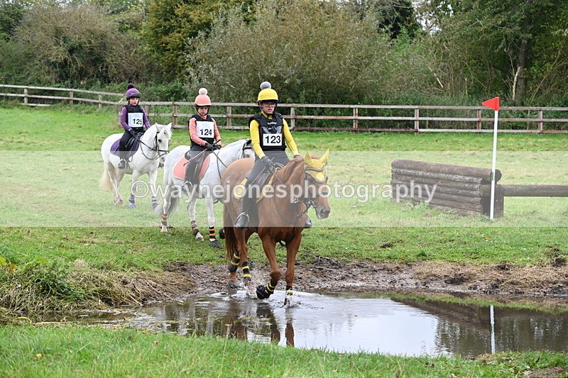 WJ6_4849 - Time at Photographer 12:17 to 12:30