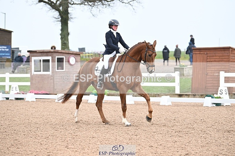 250216-135002-05792 - 257-Beth.Bainbridge-NEWTON.GLOVETROTTER