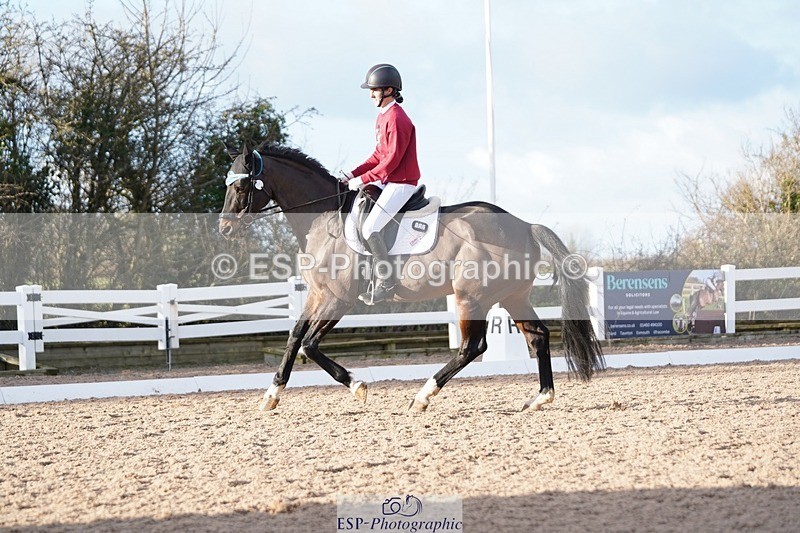 241214-150522-02086 - 132-Alys.Matravers-VORVASHILL.VERTIGO