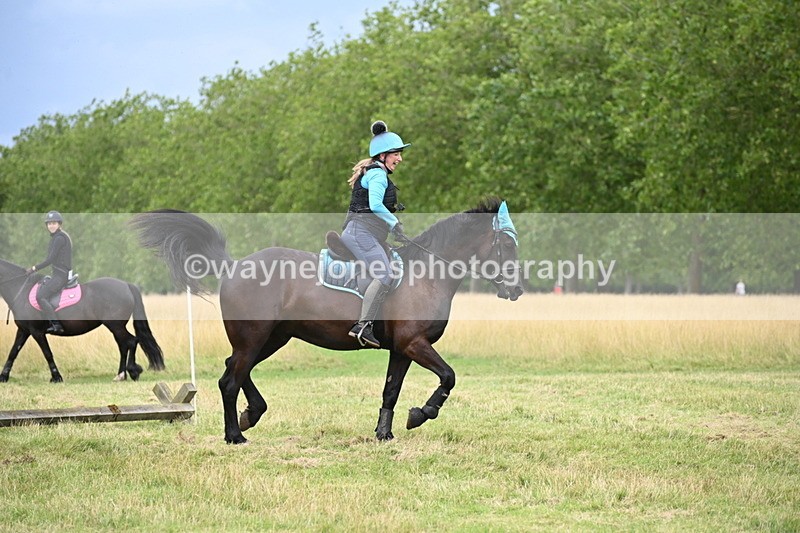 WJ6_3198 - Time at Jump 11:06 to 11:40