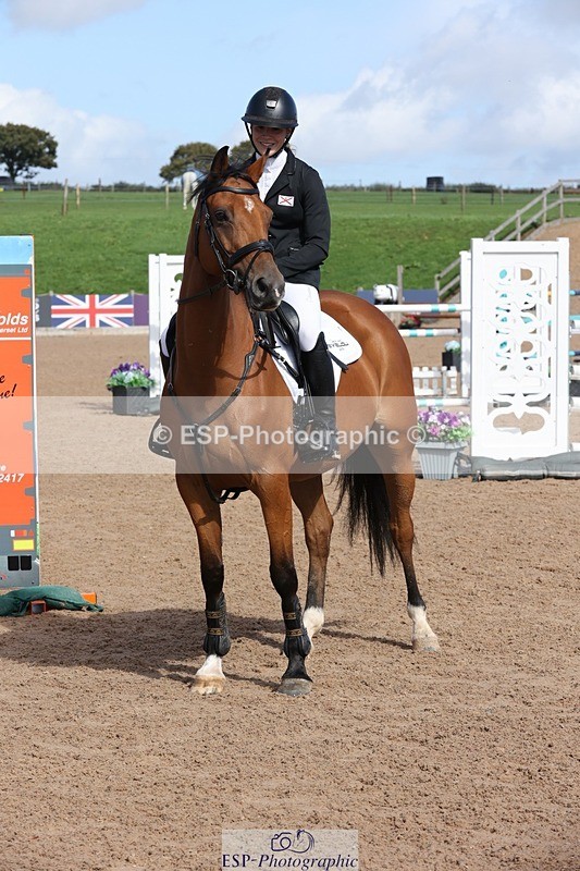 250911-145415-02559 - Cls 5 Chard Snr 90cm Speed Derby