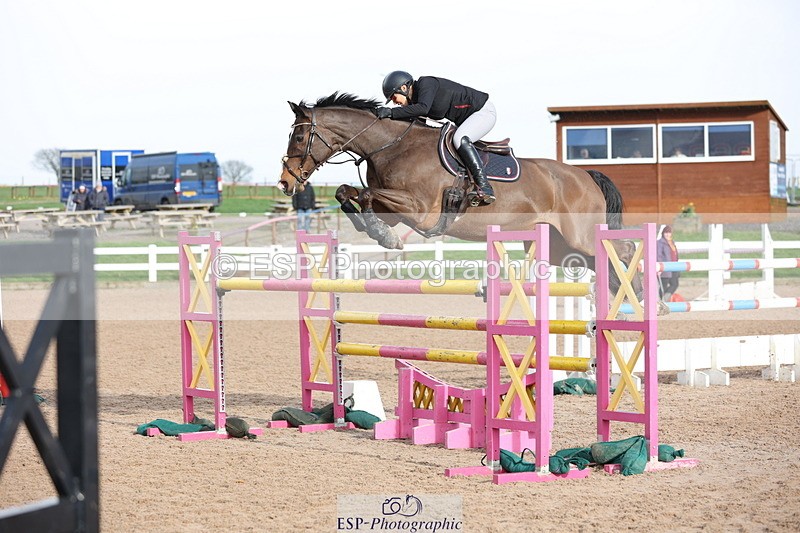 240223A-152610-02301 - Cls 6 Foxhunter and 1.20m Open