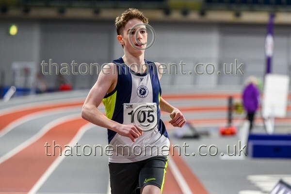 CombiMast25-917880 - Track Male Set Two