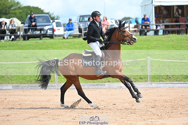 230721A-105235-05473 - Cls 6, 2 Star Medium 1.35m