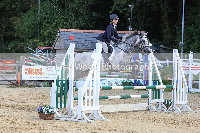 3E7A0683 - Class 4: Senior British Novice/90cm open