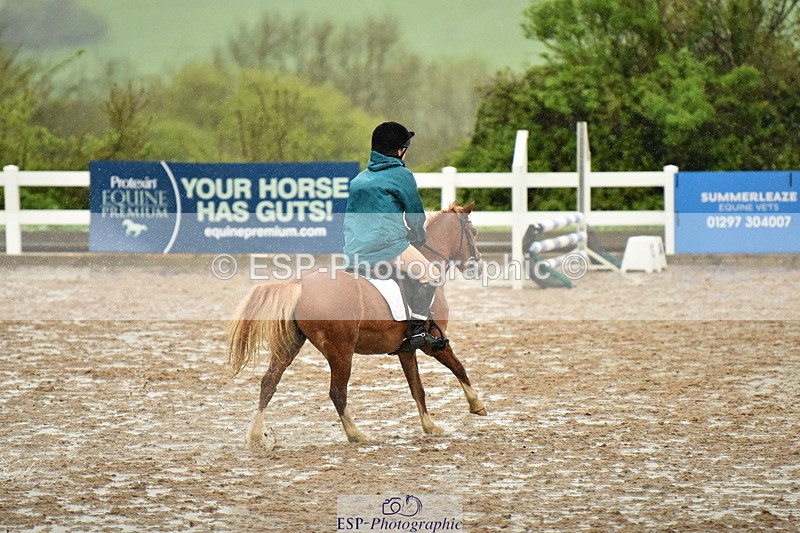 230509A-165220-00157 - 70cm