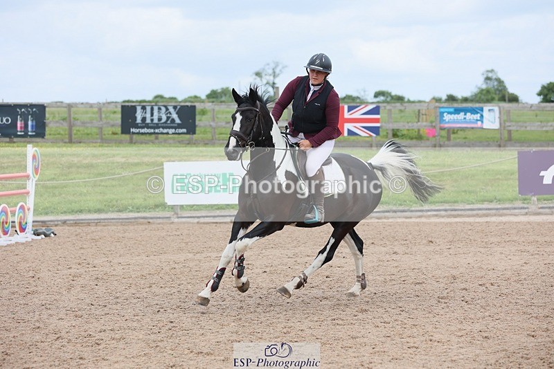 250525-150724-08751 - Cls 31 Snr 90cm Derby