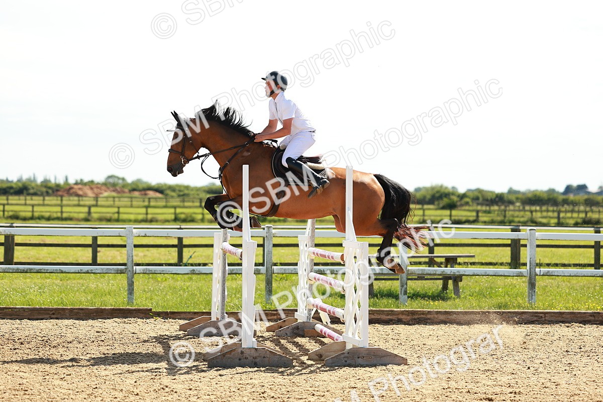 SBM_002873 - Class 4 - Senior Newcomers - 1.10m