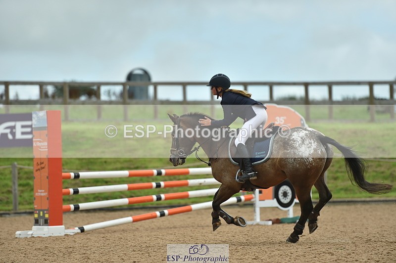 230819A-114800-00429 - Cls 37+38 Springboard +Summer/Winter 128cm + 138cm